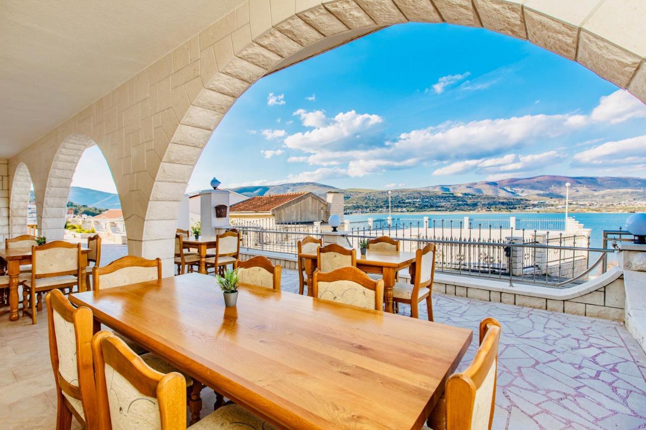 Hotel Buenavista Beach House Trogir Mastrinka Exterior foto