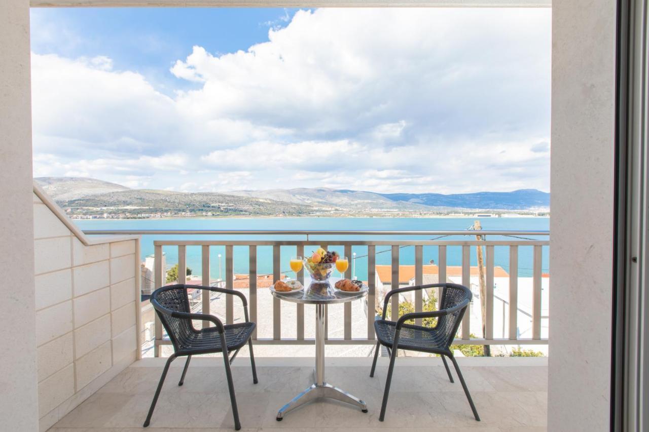 Hotel Buenavista Beach House Trogir Mastrinka Exterior foto